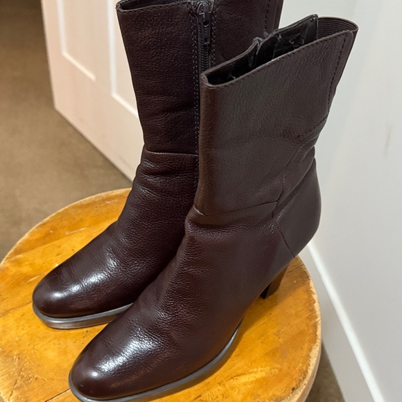 Ladies VINTAGE NINE WEST leather Boots - Picture 7 of 9